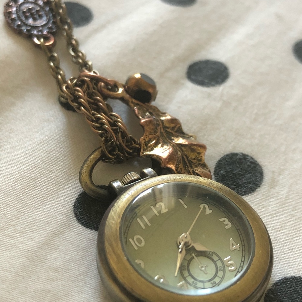 Small vintage Clock Necklace with Long Chain